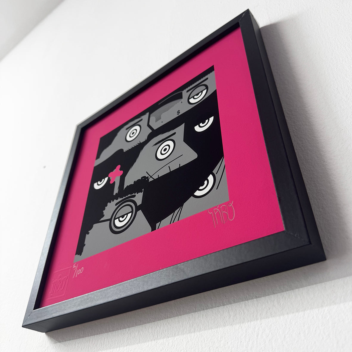 I want to be an artist (new version black-grey-magenta)